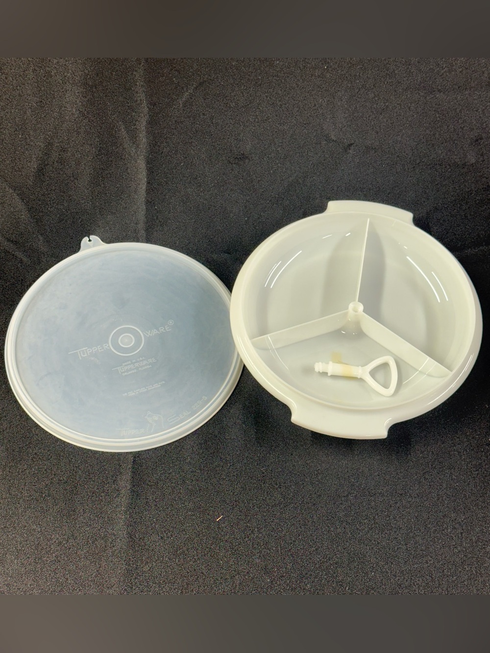 NEW OLD STOCK! Vintage 70s-80s Tupperware Suzette Divided Condiment Tray #608-17